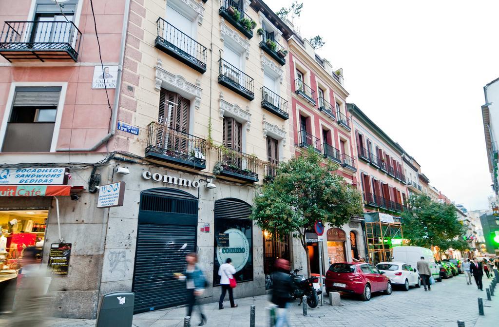Apartamentos Puerta Del Sol I Мадрид Стая снимка