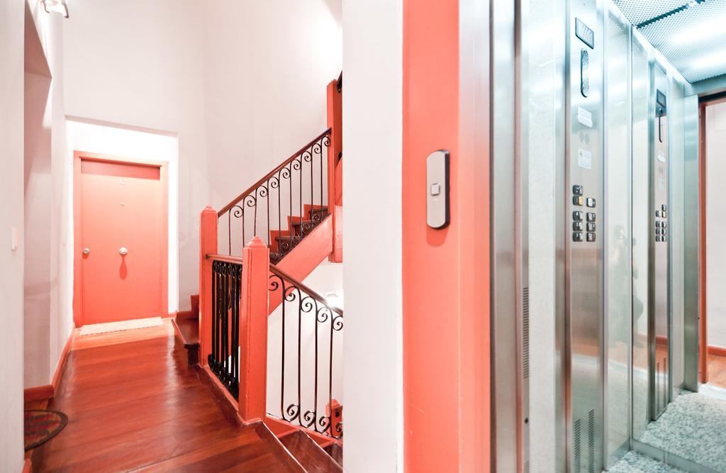 Apartamentos Puerta Del Sol I Мадрид Стая снимка