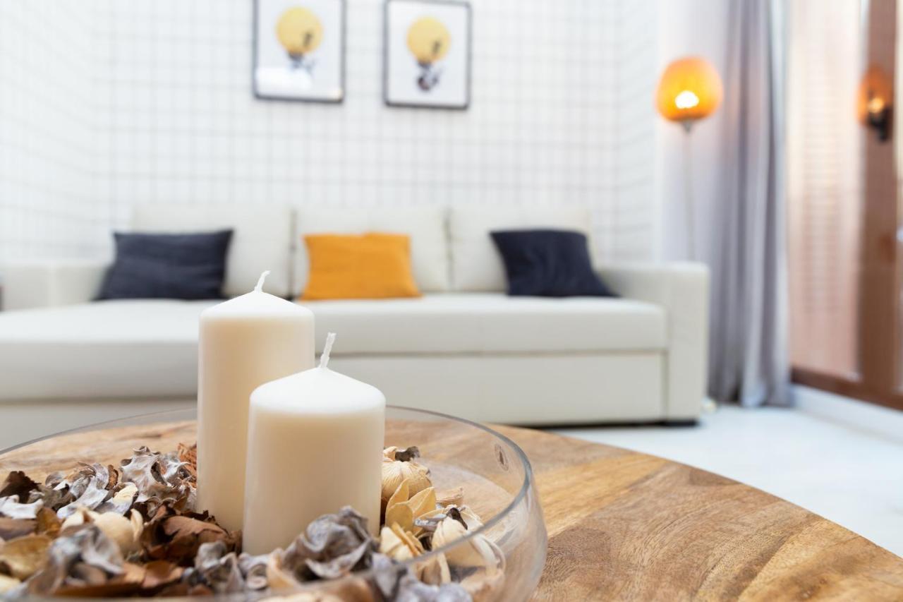 Apartamentos Puerta Del Sol I Мадрид Екстериор снимка