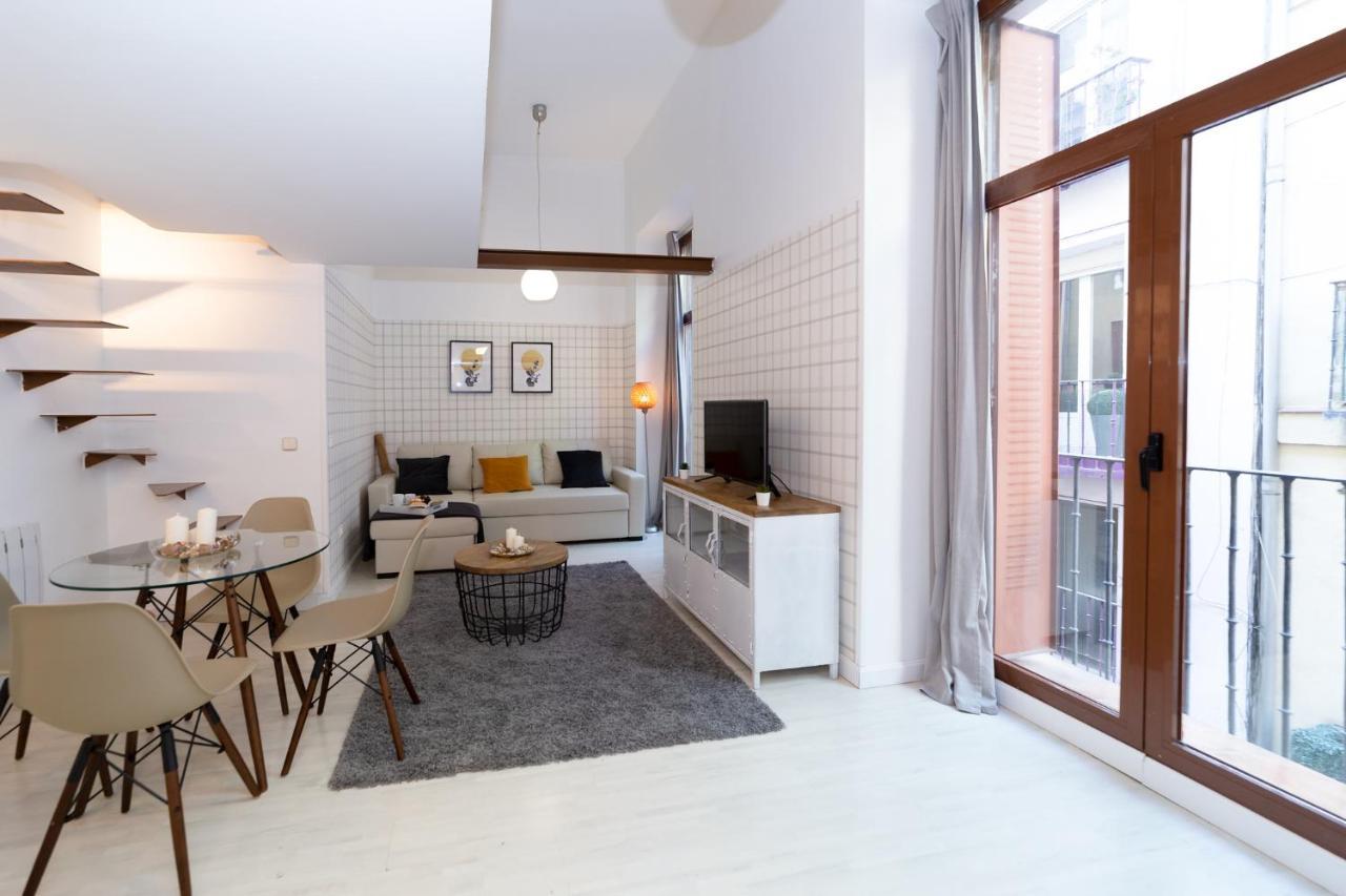 Apartamentos Puerta Del Sol I Мадрид Екстериор снимка