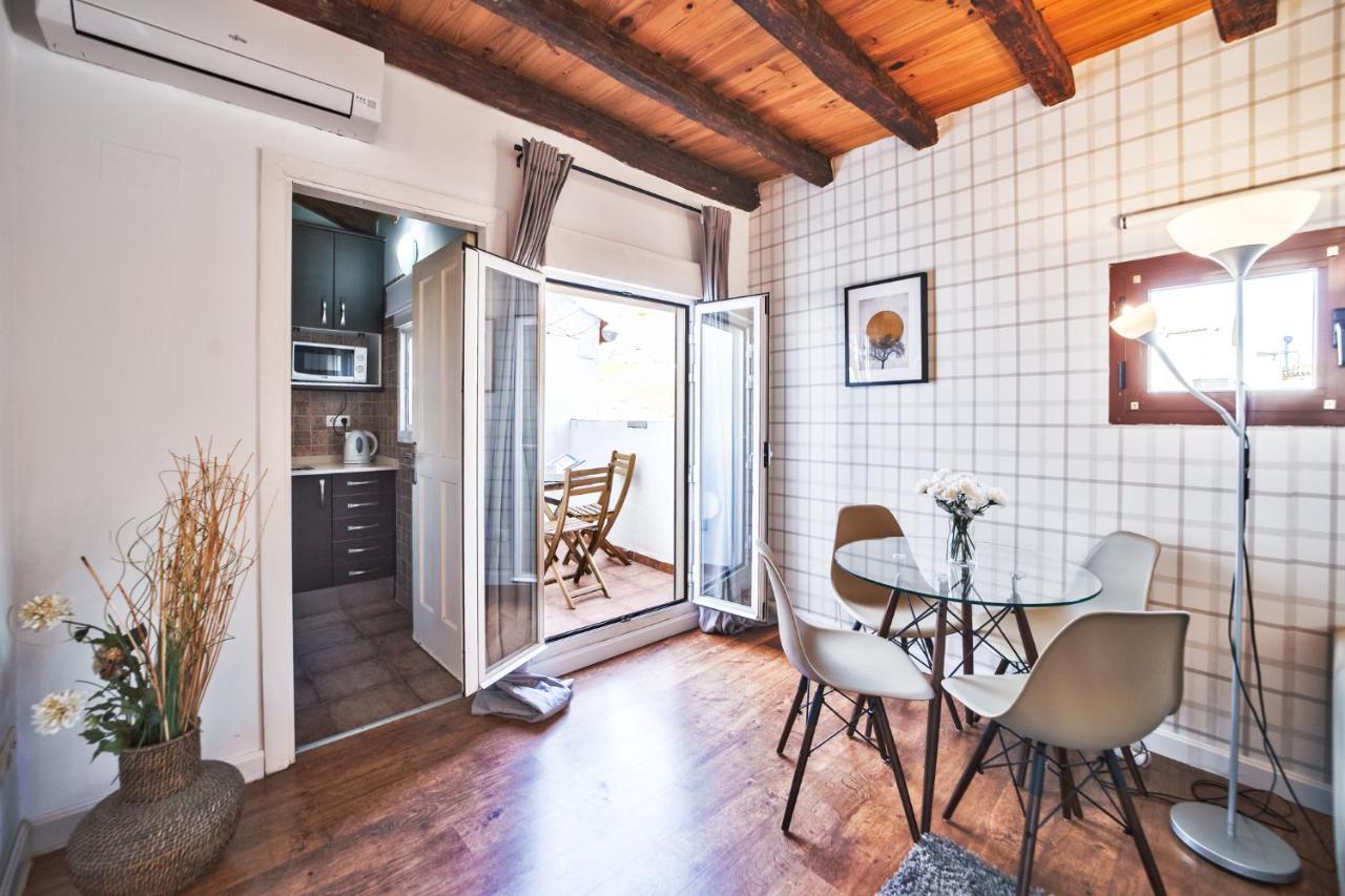 Apartamentos Puerta Del Sol I Мадрид Екстериор снимка