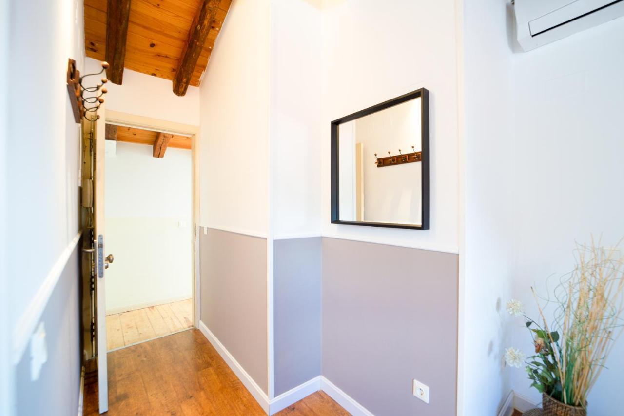 Apartamentos Puerta Del Sol I Мадрид Екстериор снимка