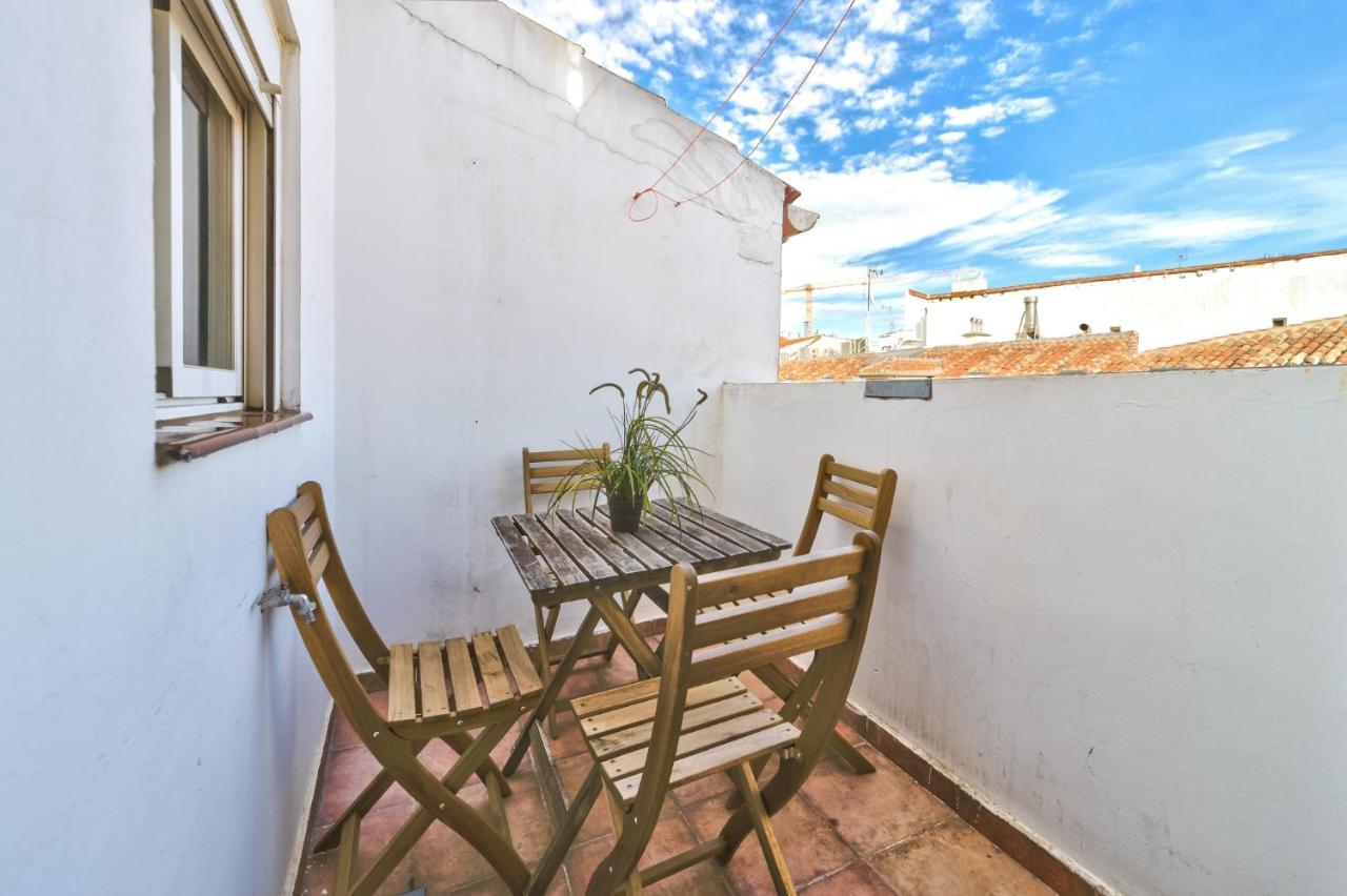 Apartamentos Puerta Del Sol I Мадрид Екстериор снимка