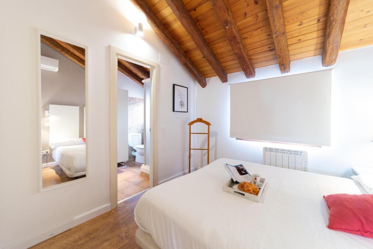 Apartamentos Puerta Del Sol I Мадрид Екстериор снимка