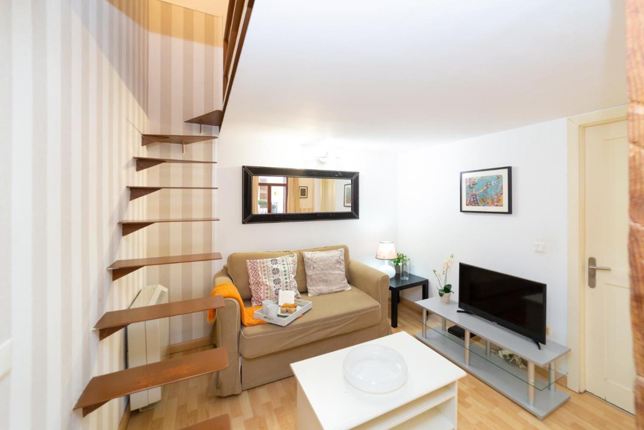 Apartamentos Puerta Del Sol I Мадрид Екстериор снимка