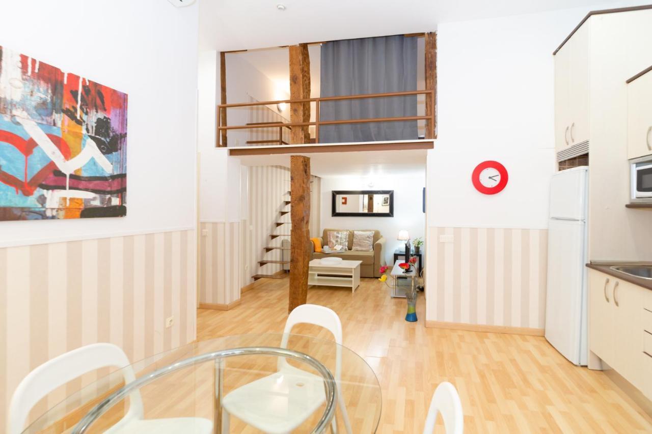 Apartamentos Puerta Del Sol I Мадрид Екстериор снимка