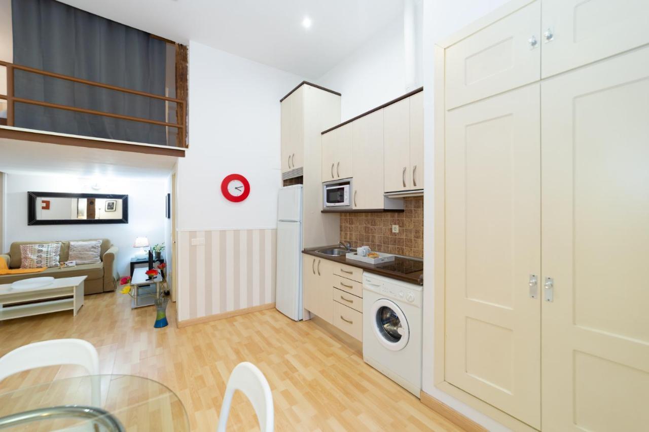 Apartamentos Puerta Del Sol I Мадрид Екстериор снимка