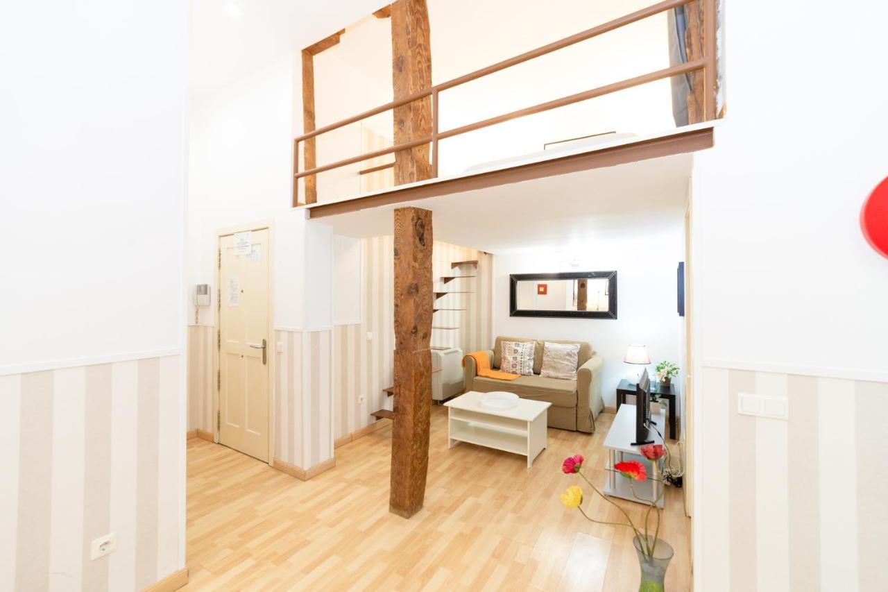 Apartamentos Puerta Del Sol I Мадрид Екстериор снимка
